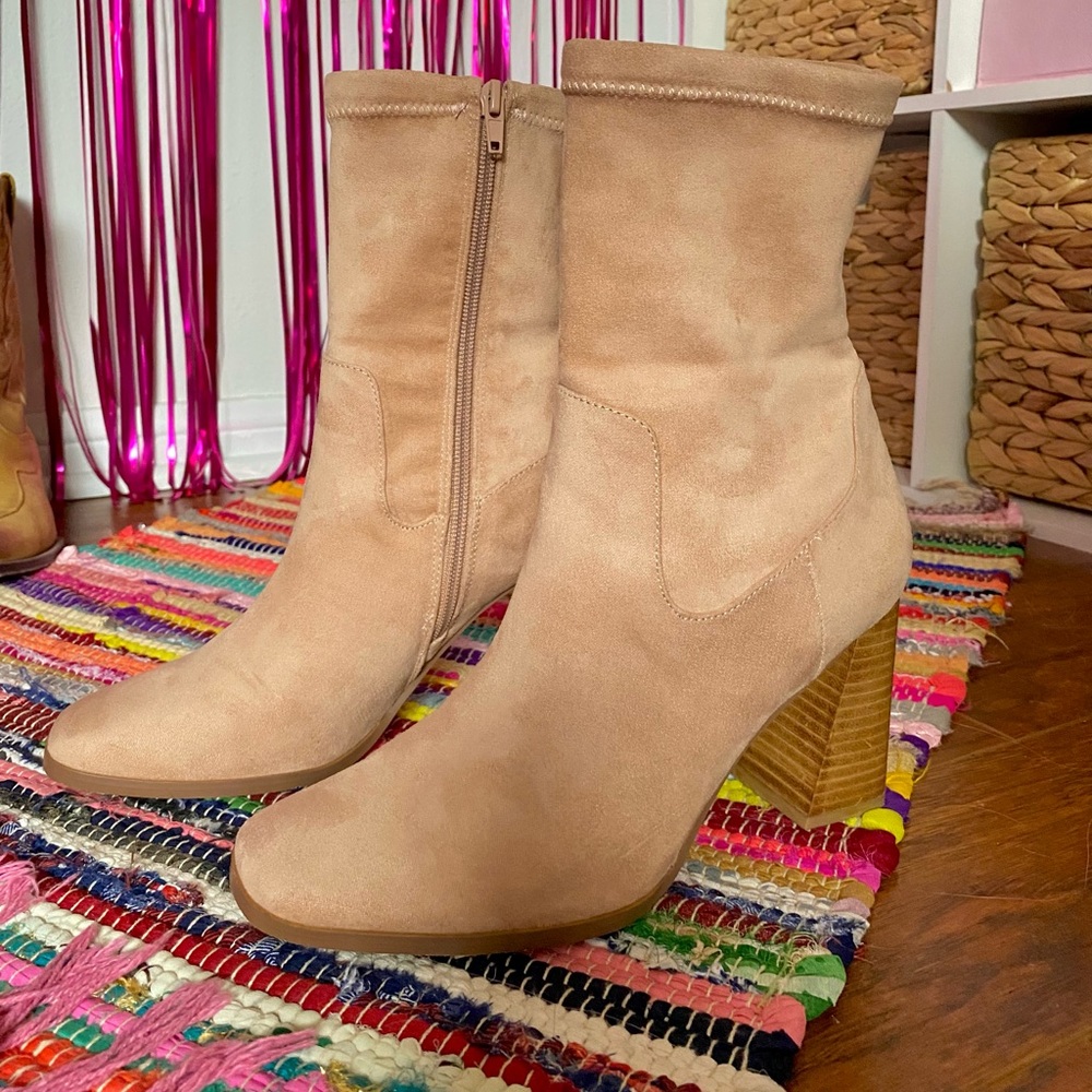 Blush Chinese Laundry Suede Booties